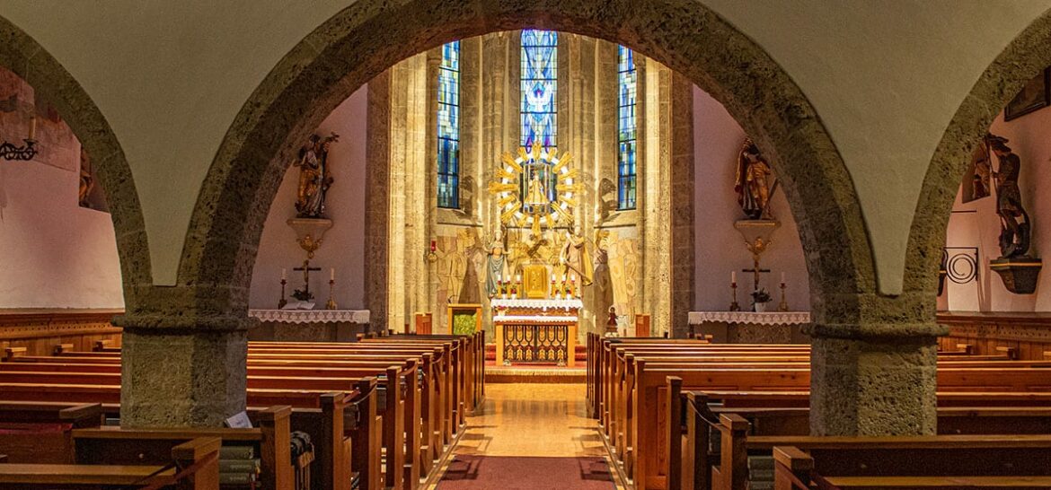 Nach Renovierung - Pfarrkirche Filzmoos